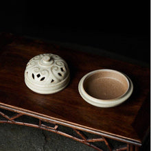 Load image into Gallery viewer, Handmade Japanese Style White Incense Holder
