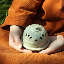 Load image into Gallery viewer, Handmade Japanese Style White Incense Holder