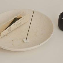 Load image into Gallery viewer, Hinoki Japanese Incense Stick Set
