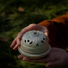 Load image into Gallery viewer, Handmade Japanese Style White Incense Holder