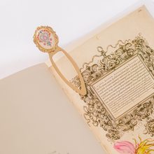 Load image into Gallery viewer, Folk Heart Metal Clip Bookmark
