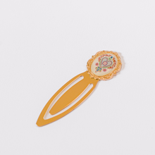 Load image into Gallery viewer, Folk Heart Metal Clip Bookmark
